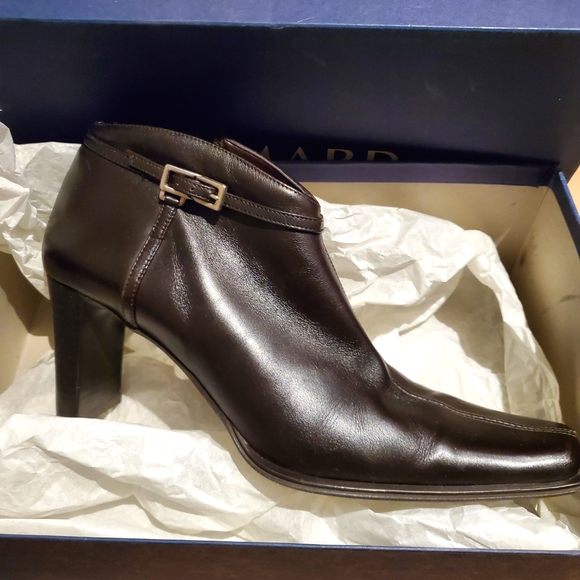 SIMARD Margarite Dark Brown Bootie IT38 B / US 7.5 - Picture 2 of 5